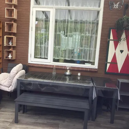 Apartment And Cosy House Close Amsterdam And Airport *