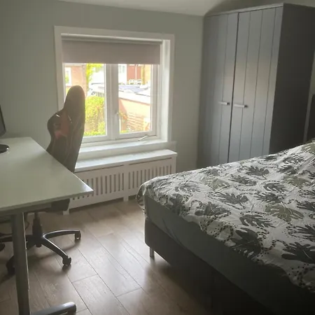 And Cosy House Close Amsterdam And Airport * באדהופדורפ